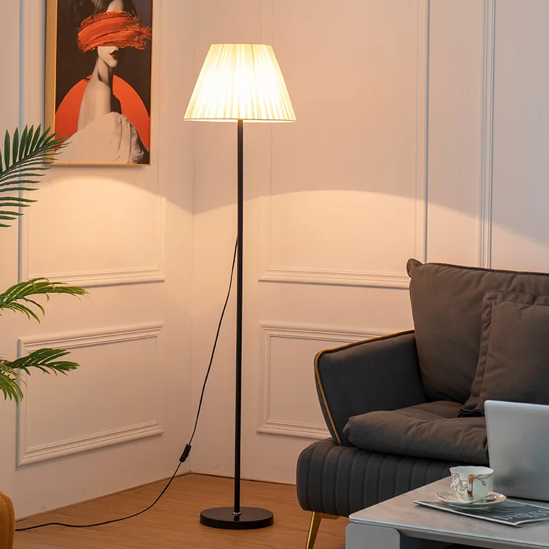 Floor Lamp Arched - レトロなプリーツフロアスタンドランプ、日本のリビングルームの装飾、コーナーライト、ガーリー大気ランプ、ホームコーナー