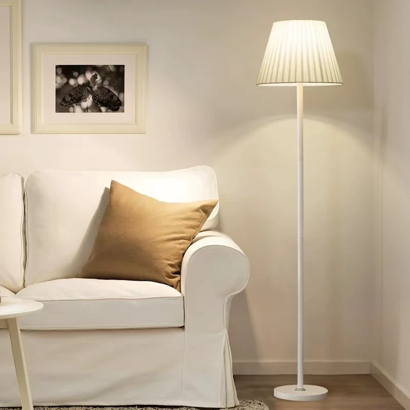 レトロなプリーツフロアスタンドランプ、日本のリビングルームの - Floor Lamp Arched のレビューと価格